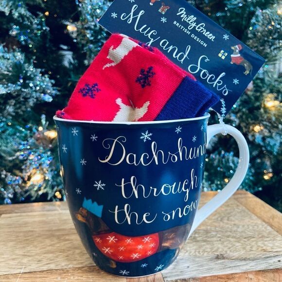 NWT 2-pc Christmas Dachshund Dog Mug & Socks Set - Picture 3 of 7